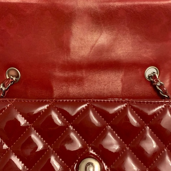 CHANEL red patent Extra Mini classic flap - Picture 6 of 7